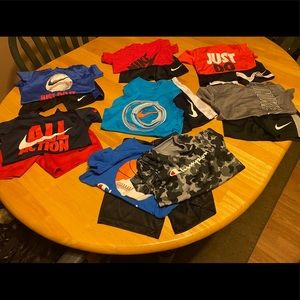 Lot of 3T boys shorts outfits